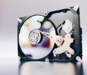 HDD / SSD